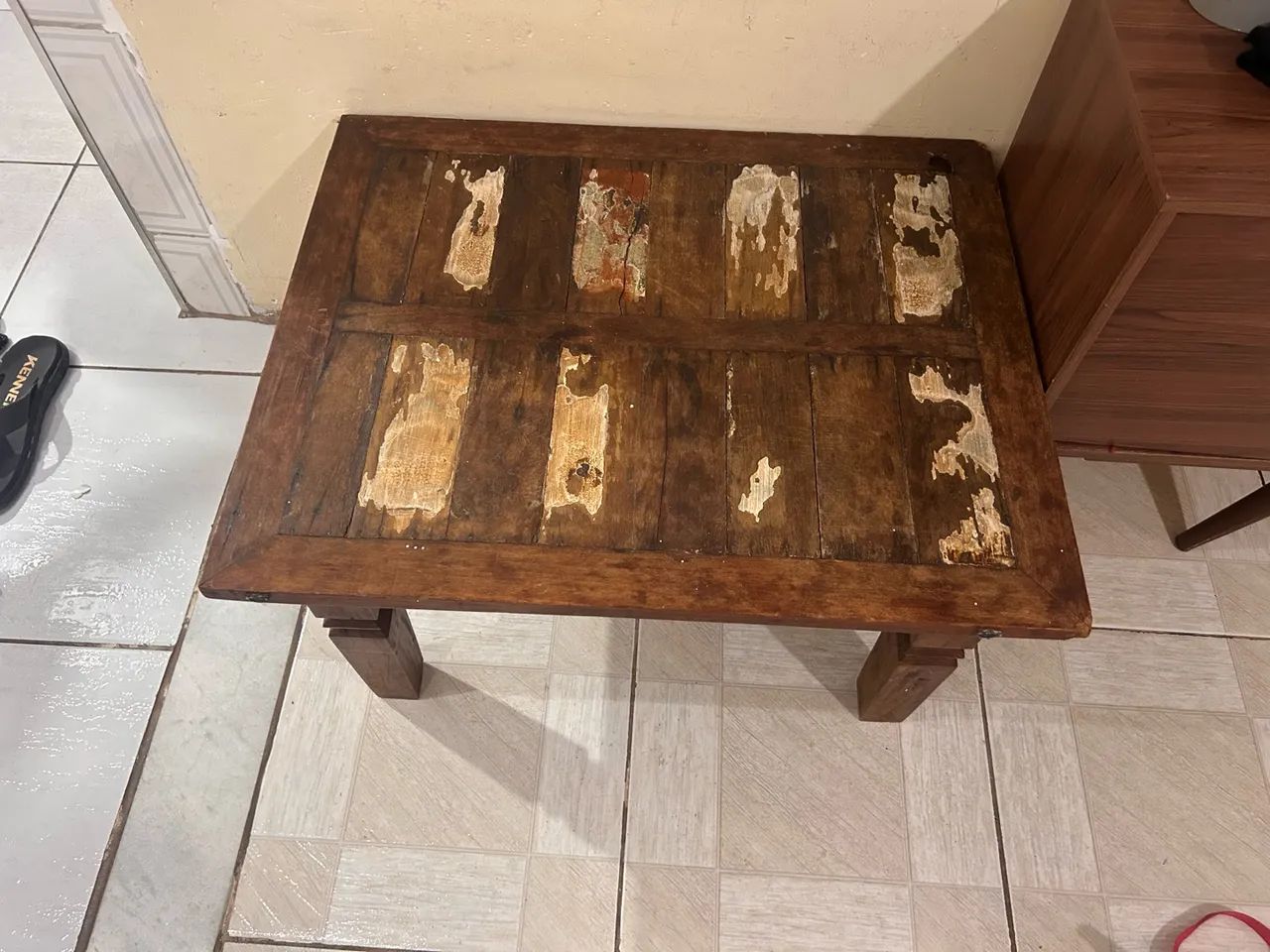 Mesa de centro de madeira maciça  - Foto 2