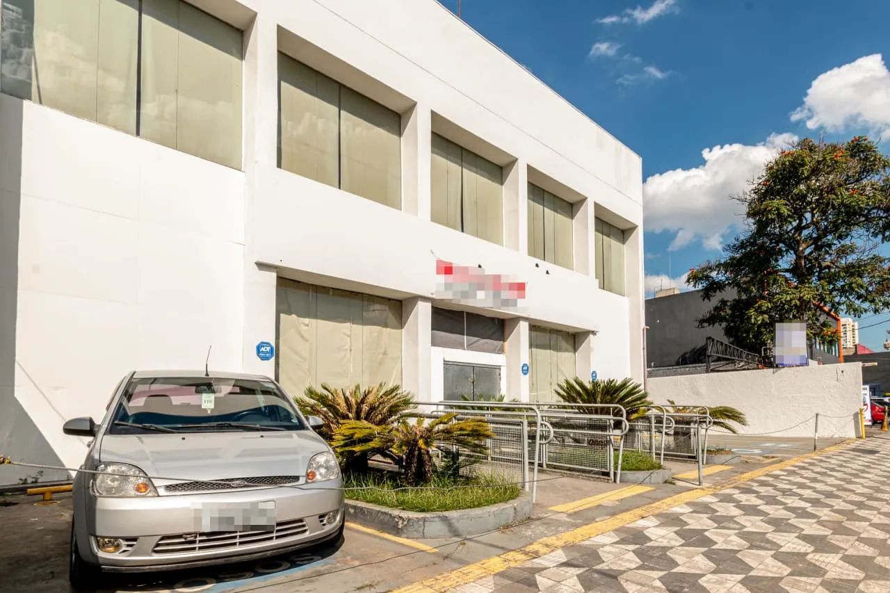 Loja na Avenida de Pinedo, 289  750 m² - Foto 2