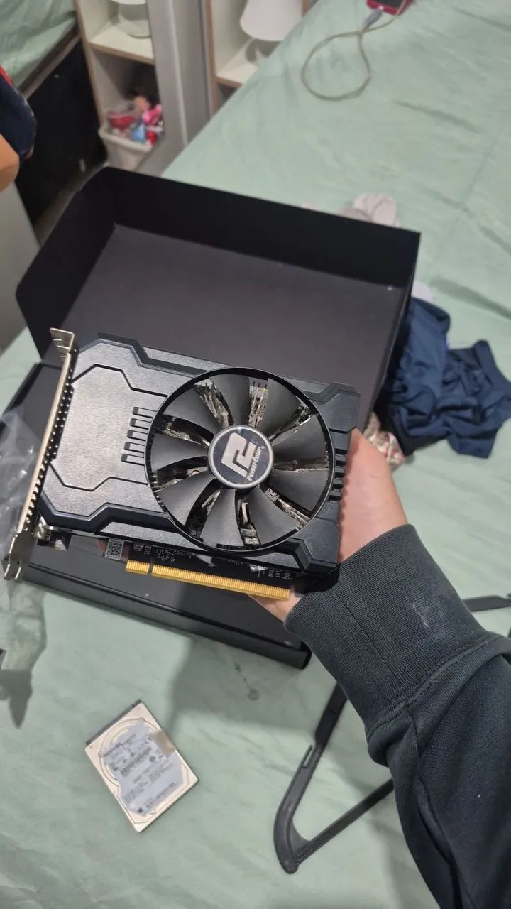 Placa de Vídeo PowerColor Radeon RX 550
