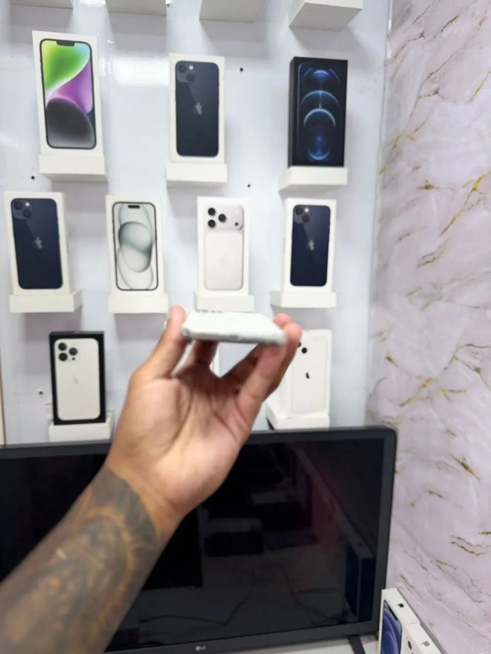 IPHONE 11 PRO 64GB BRANCO<br>R$ 1.599,00 TOP - Foto 4