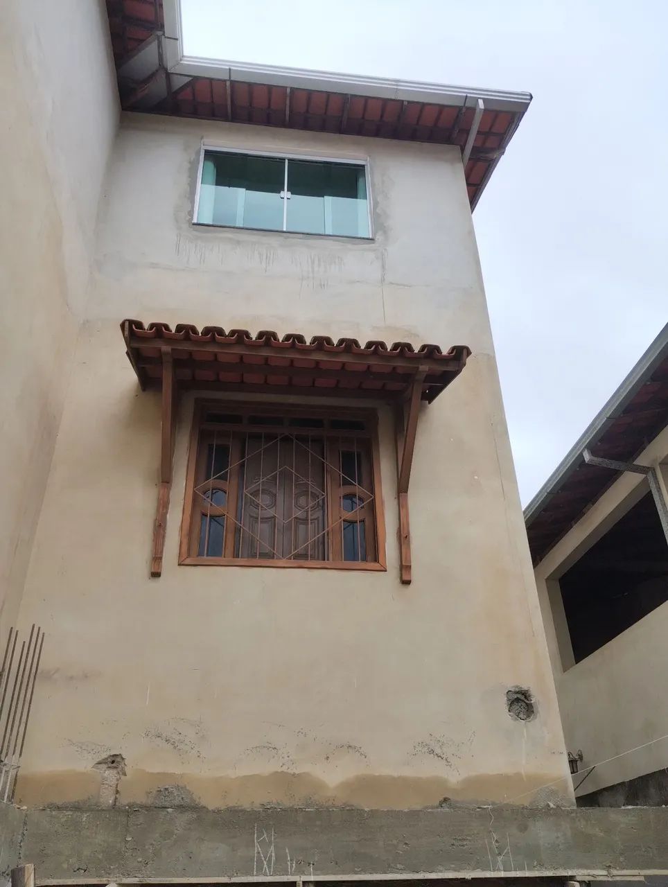 Duas janelas de madeira Angelin Pedra - Foto 4