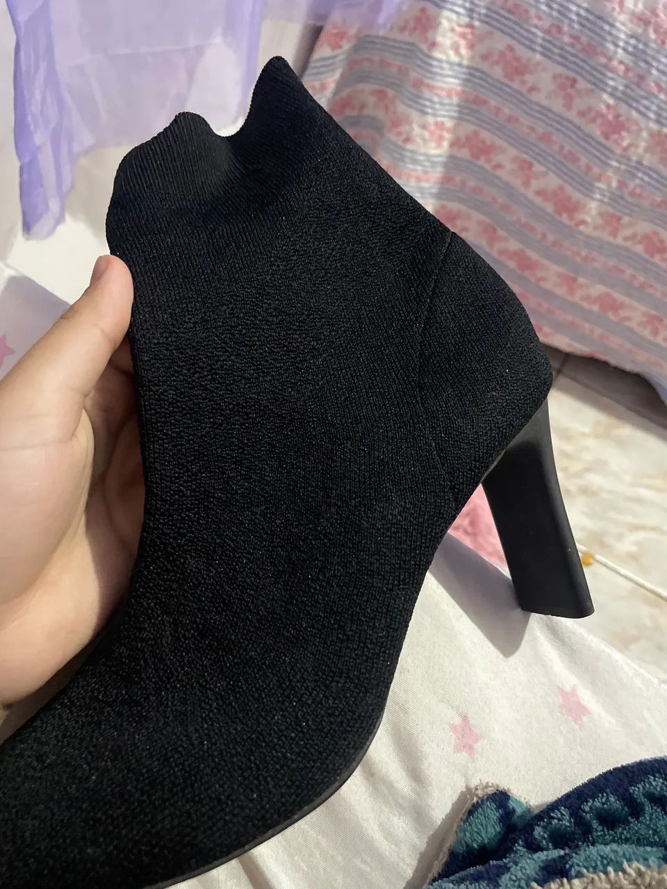 bota preta de salto 