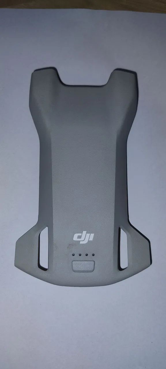 DJI mini 3 - tampa superior 