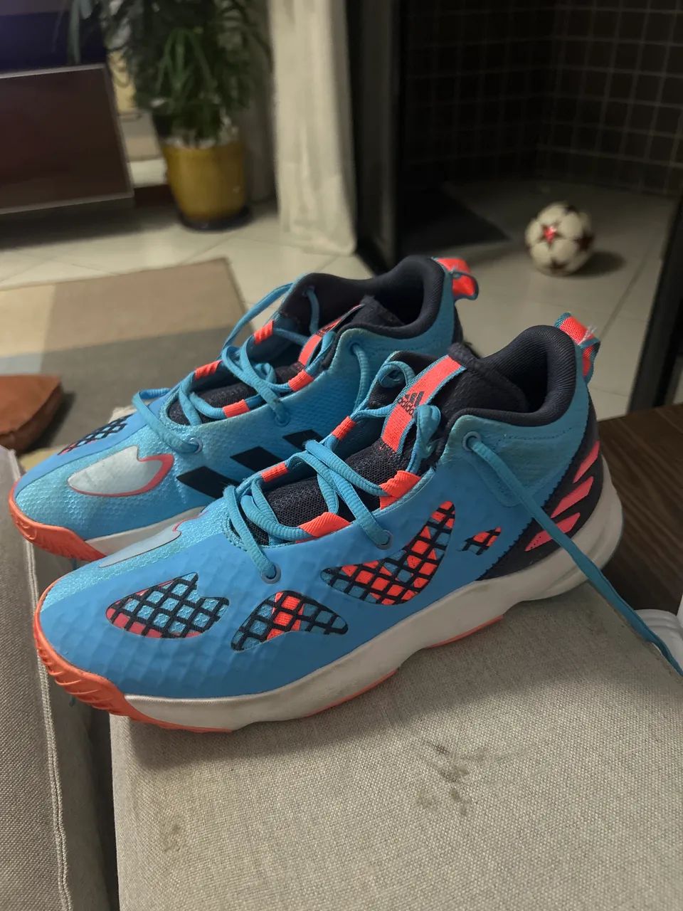 tênis de basquete Adidas Pro N3XT 2021 1