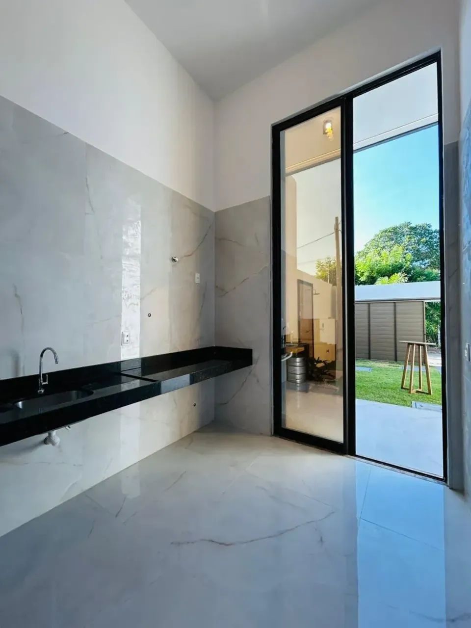 Casa Nova no Eusébio | 3 Suítes | 129m² | 3 Vagas | Gourmet - Foto 2