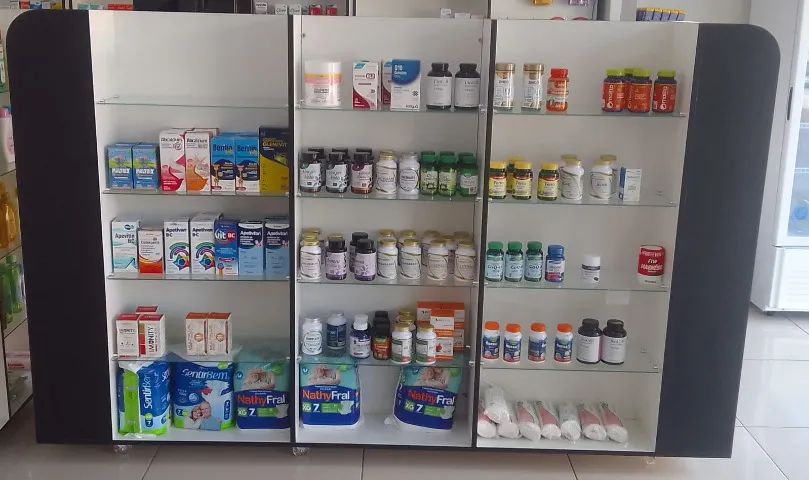 balcões de estabelecimento e móveis (farmácia) - Foto 4