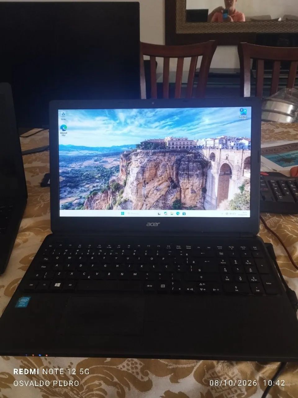 Notebook Acer core i3 teclado e bateria ruim 