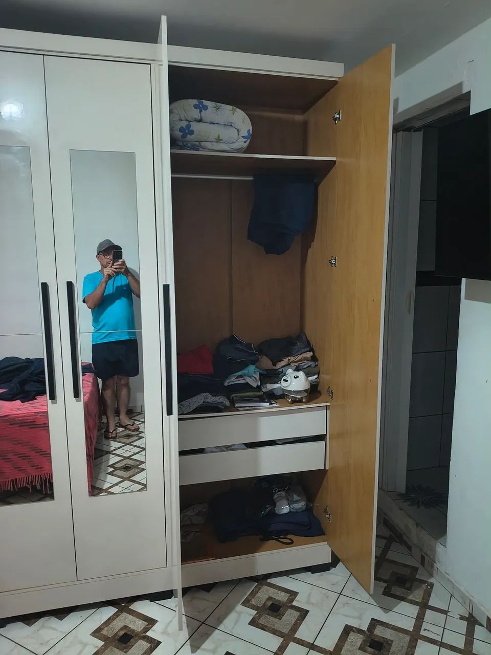 Guarda roupa 6 portas  - Foto 5
