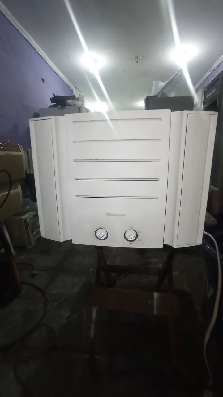 Ar-condicionado 7500btus 220v