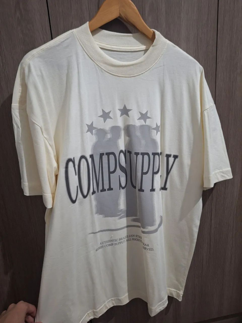 Camiseta oversized off white 