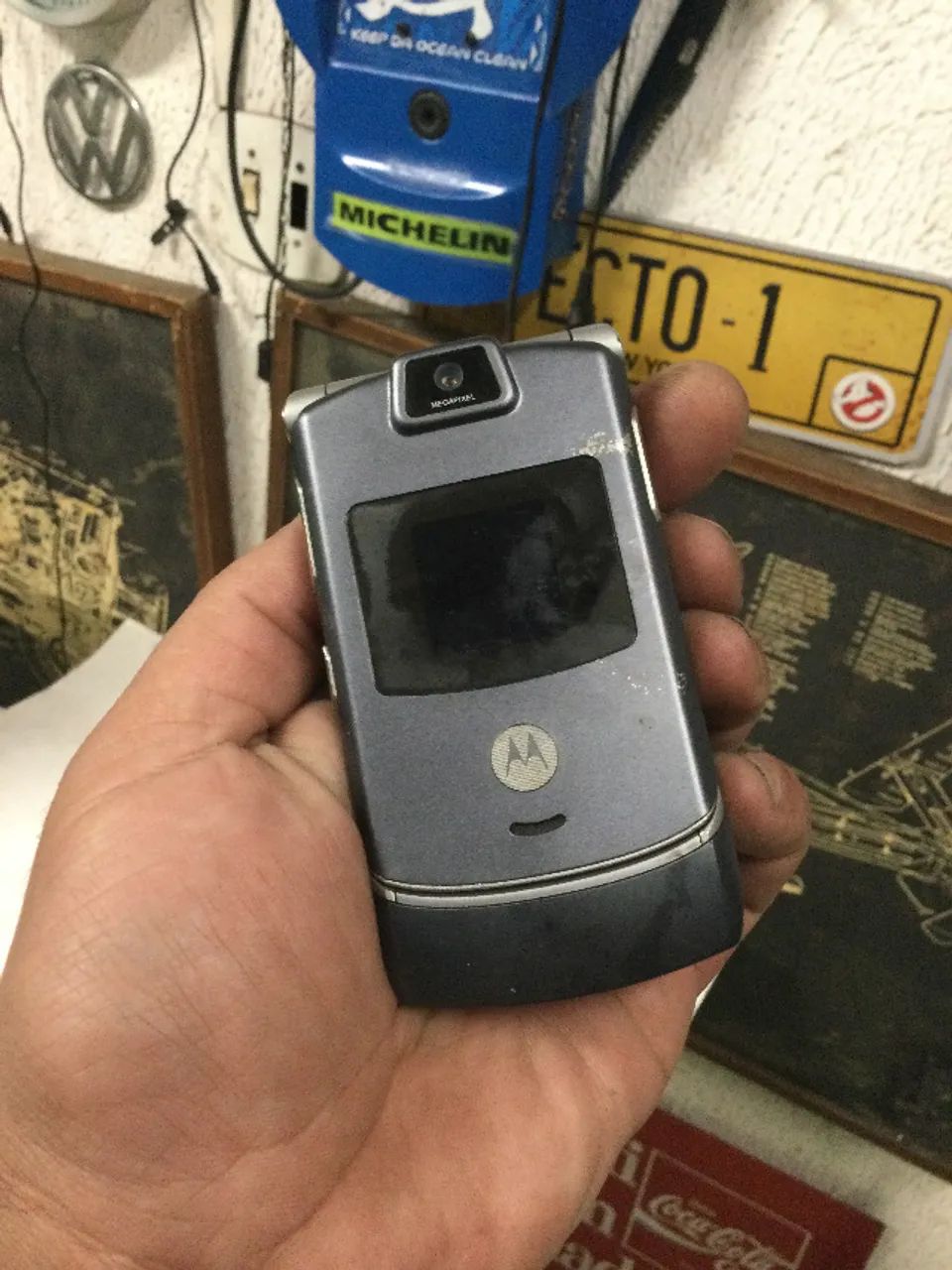 celular antigo motorola v3 - Foto 3