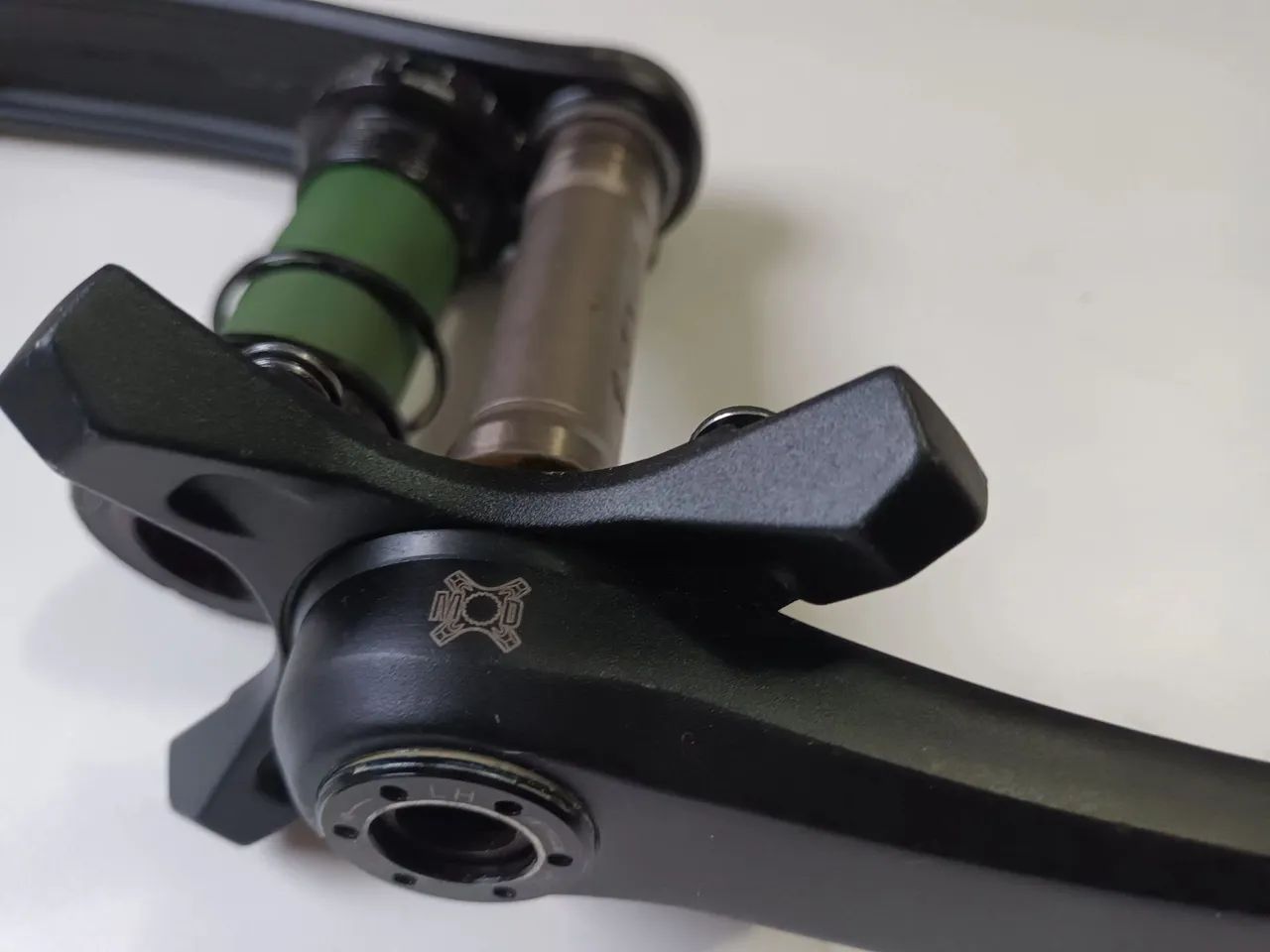 Pedivela + Movimento Central FSA Hollowtech 