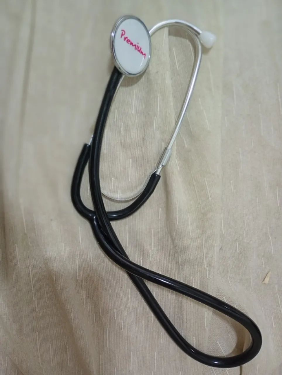 Vendo Tensiômetro (Esfigmomanômetro)Funcionando Perfeitamente, Conservado,. - Foto 3