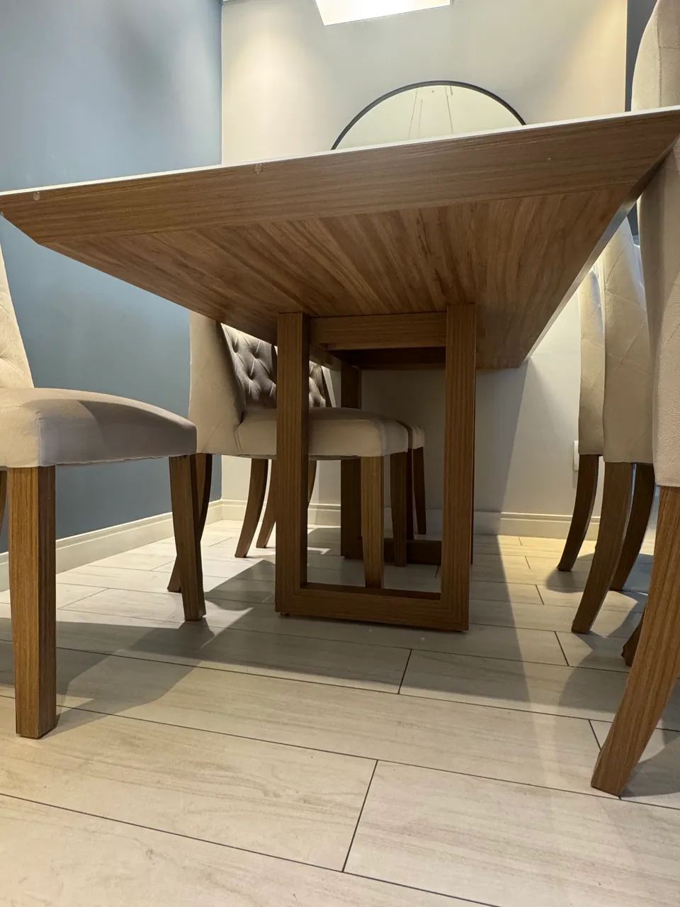 Conjunto de mesa com 6 cadeiras ( tampo de vidro trincado) - Foto 5
