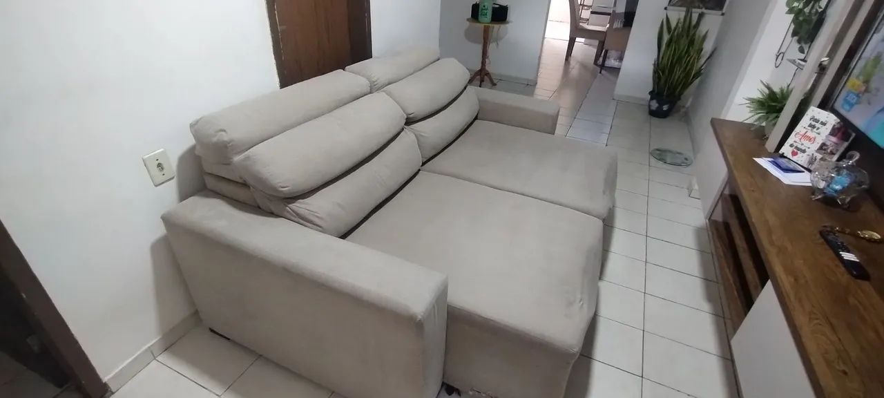 Sofá retrátil e reclinável 