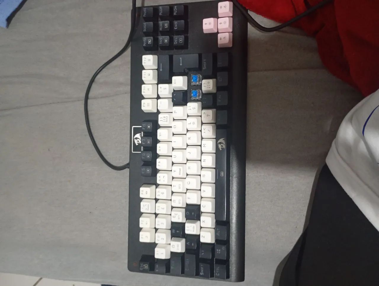 Teclado redragon switch azul  - Foto 4