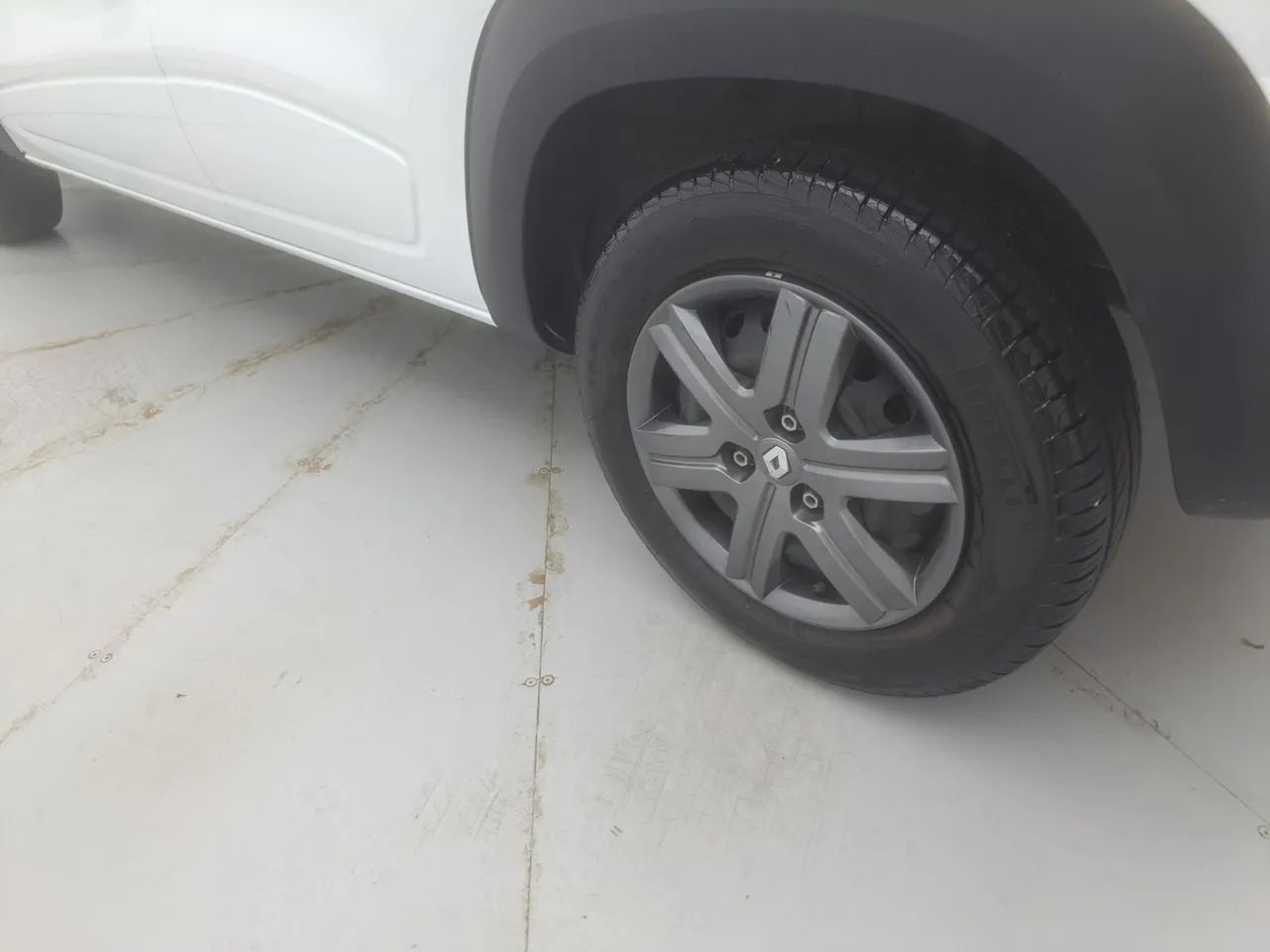 Renault Kwid 1.0 Zen, foto 12 de 18