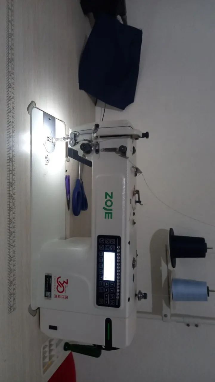 Maquina de costura industrial semi nova