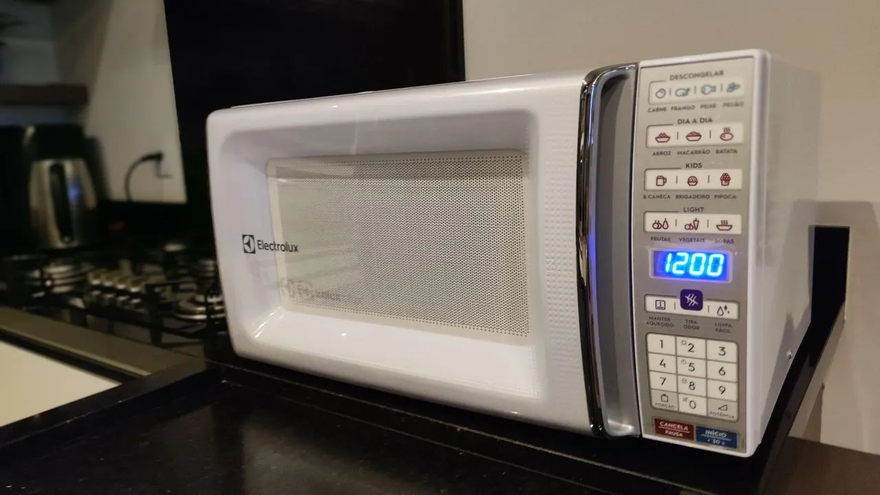 Microondas Eletrolux 34 litros 