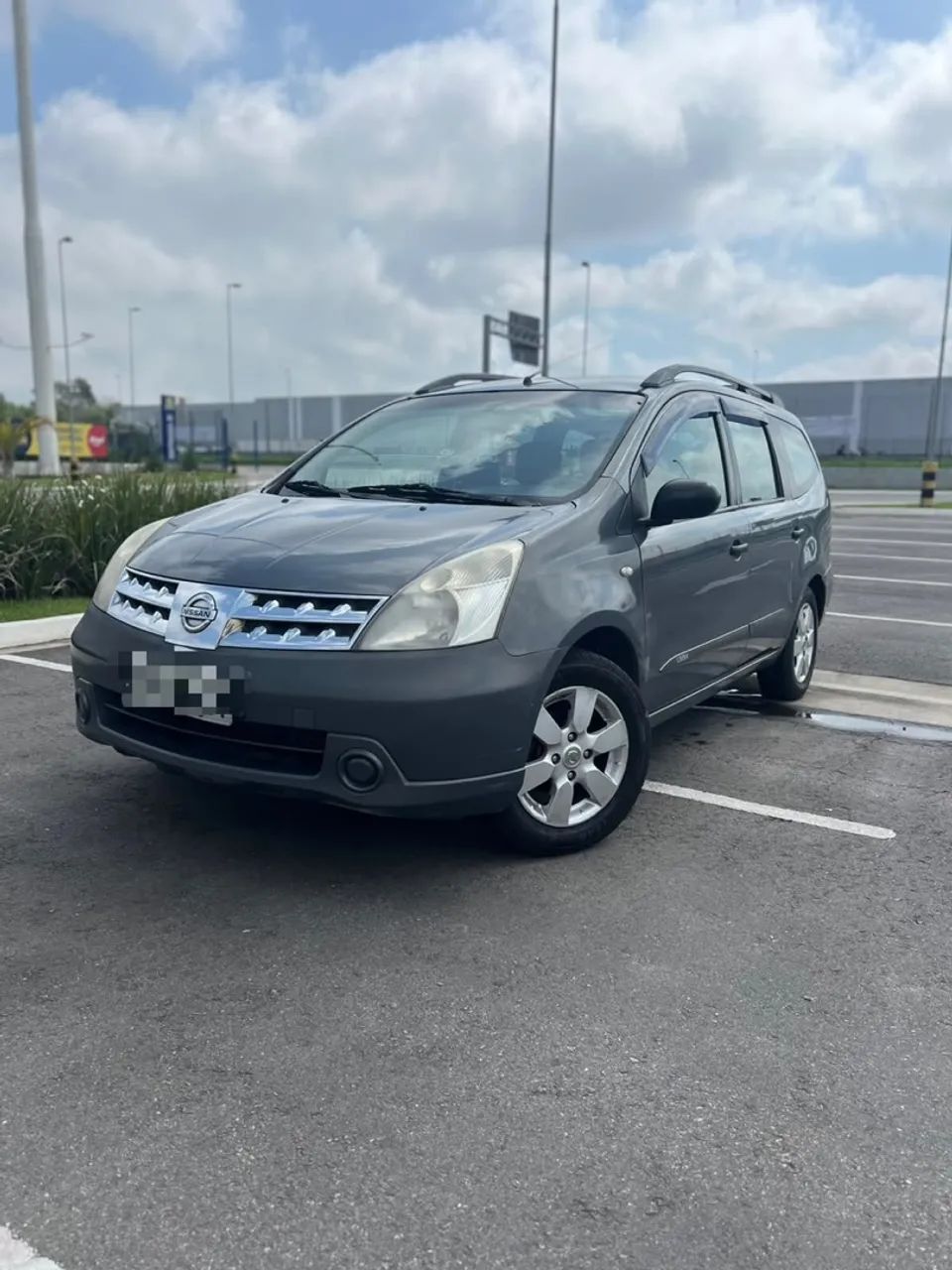 Nissan Livina LIVINA GRAND S 1.8 16V Flex Fuel Mec. 2012