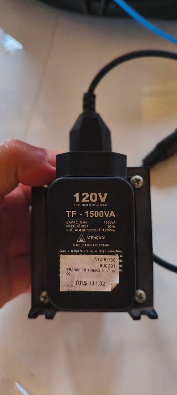 Autotransformador Universal 1.500 VA