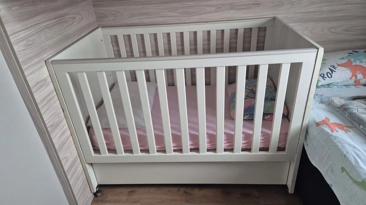 Berço e Cômoda Divicar