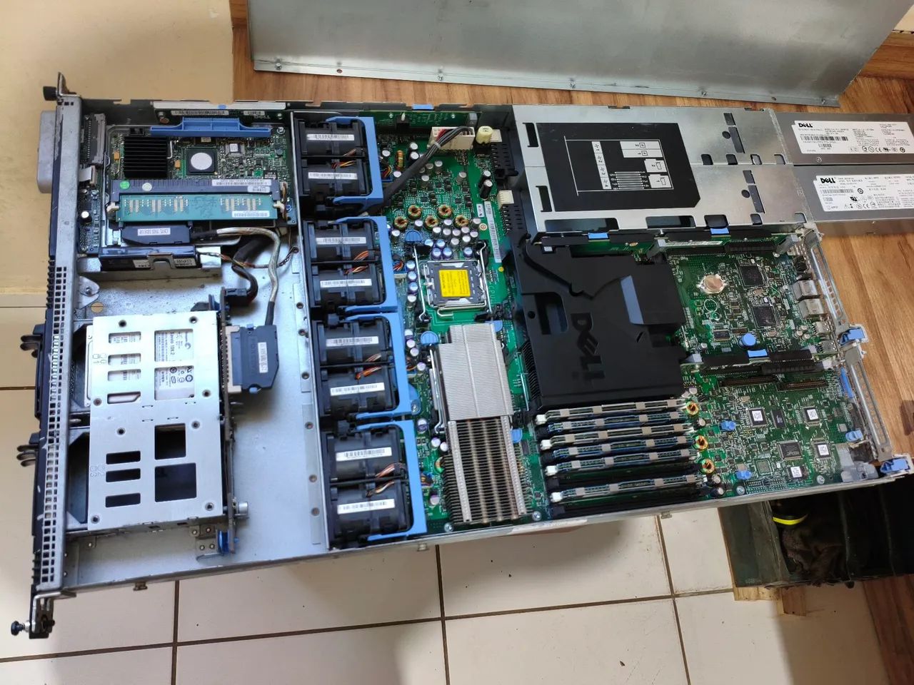 Servidor Dell Poweredge 1950 - Foto 2