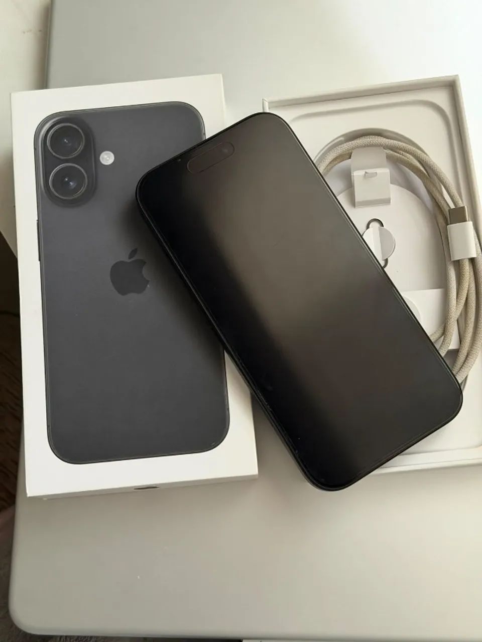 iPhone 16 256GB Black - Foto 4