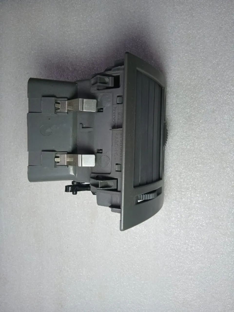 DIFUSOR DE AR PANEL MERIVA LADO ESQUERDO - Foto 3