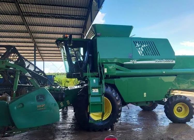 Colheitadeira Jhon Deere 1550 05/06 - Entrada 10% - Foto 2