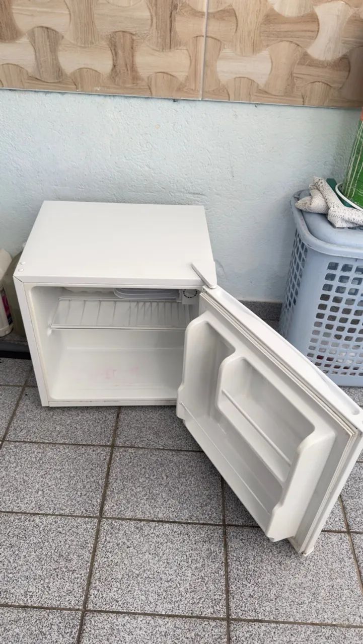 Frigobar Philco - 45 litros - Foto 5