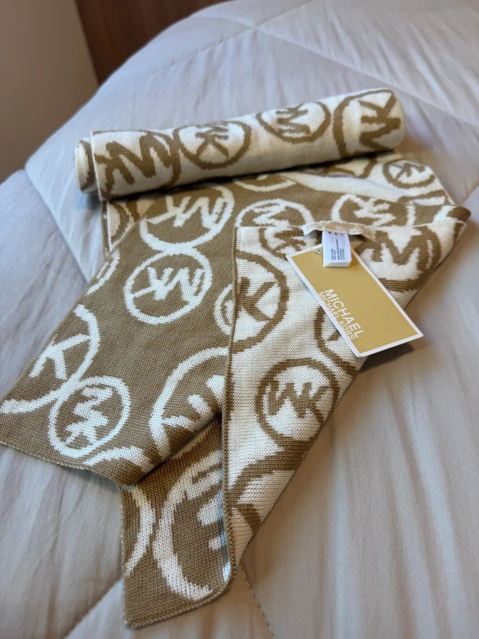 Cachecol Michael Kors Original Novo Com Etiqueta - Importado - Foto 2