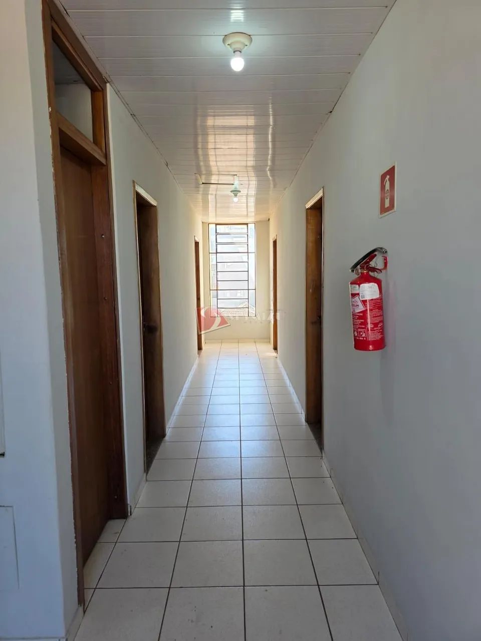 Apartamento para alugar em Maringá, Zona 04, com 1 quarto, com 25 m², TOZAN - Foto 2
