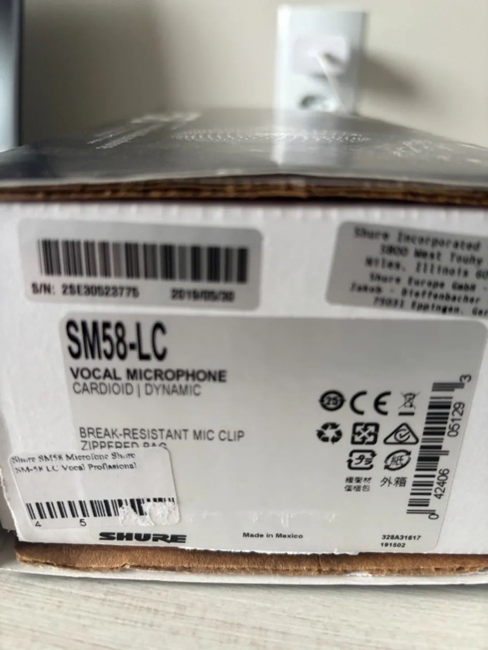 MICROFONE SHURE SM58 COM FIO