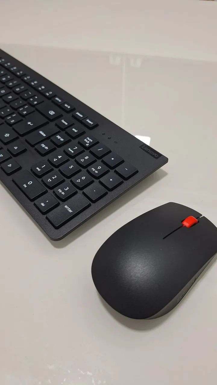 Teclado e mouse sem fio