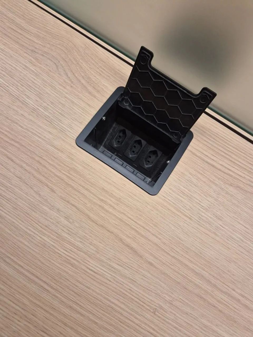 Mesa de escritório em MDF - Foto 2