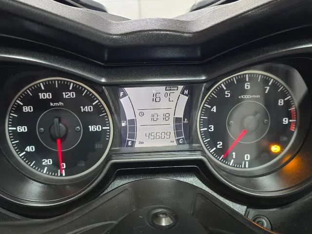 YAMAHA XMAX 250 2021 ABS - Foto 5