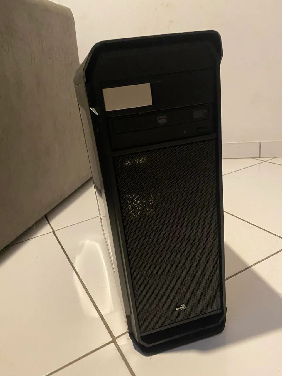 GABINETE GAMER MSI  - Foto 2