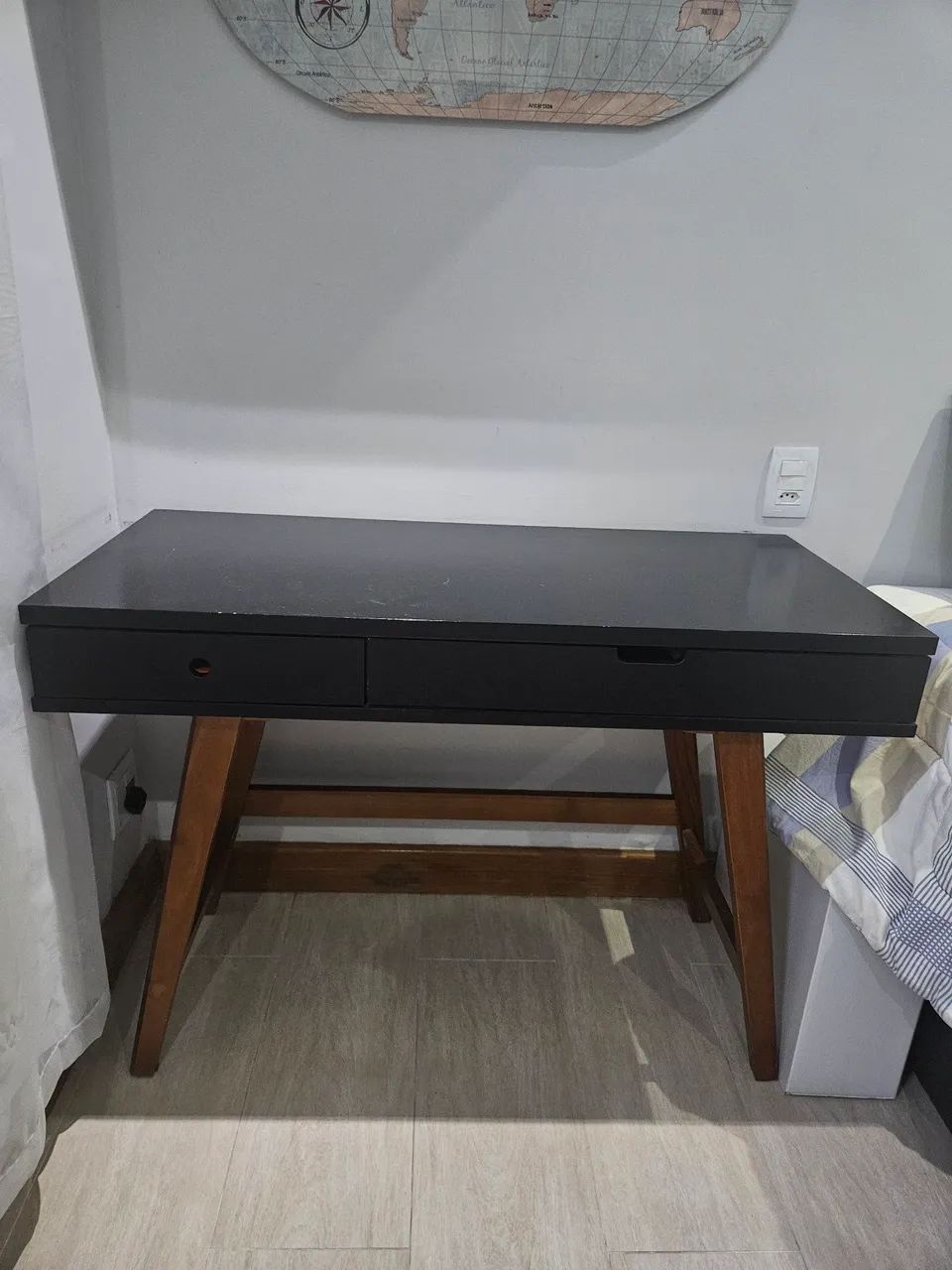 Escrivaninha Tok Stok