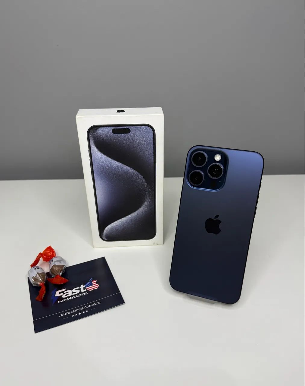 iPhone 15 Pro Max 256GB Azul - COM CAIXA