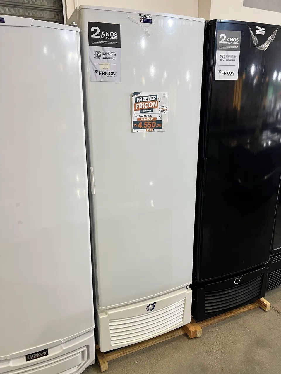 Freezer vertical 569 litros tripla função com 2 anos de garantia 