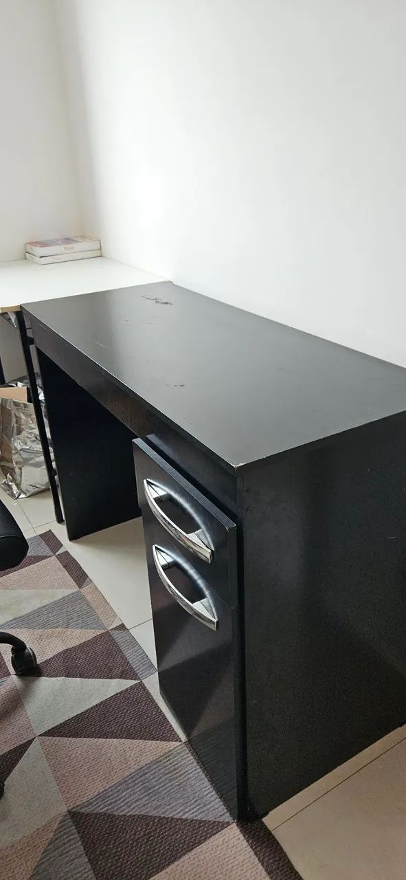 MESA PARA ESTUDOS/ESCRITÓRIO 