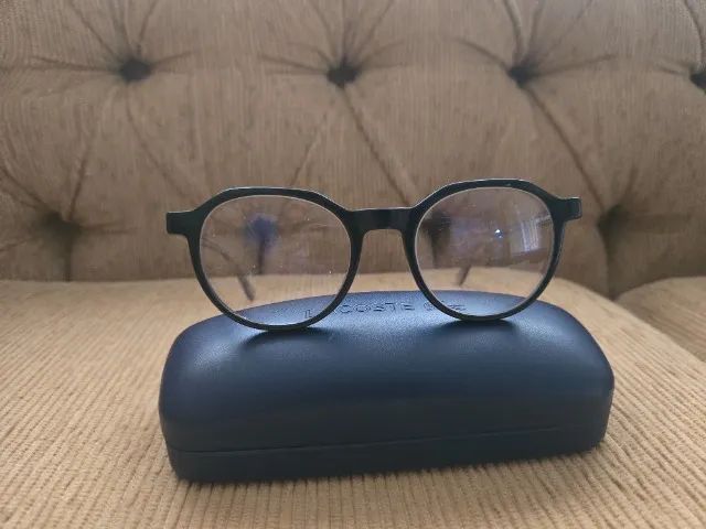 armação lacoste l2851 tartaruga