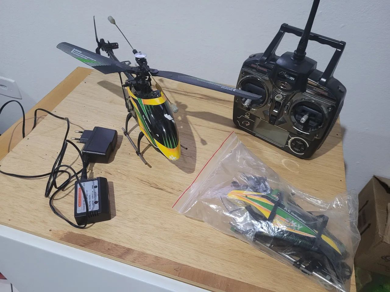 Helicoptero médio de conhecimento remoto  - Foto 2