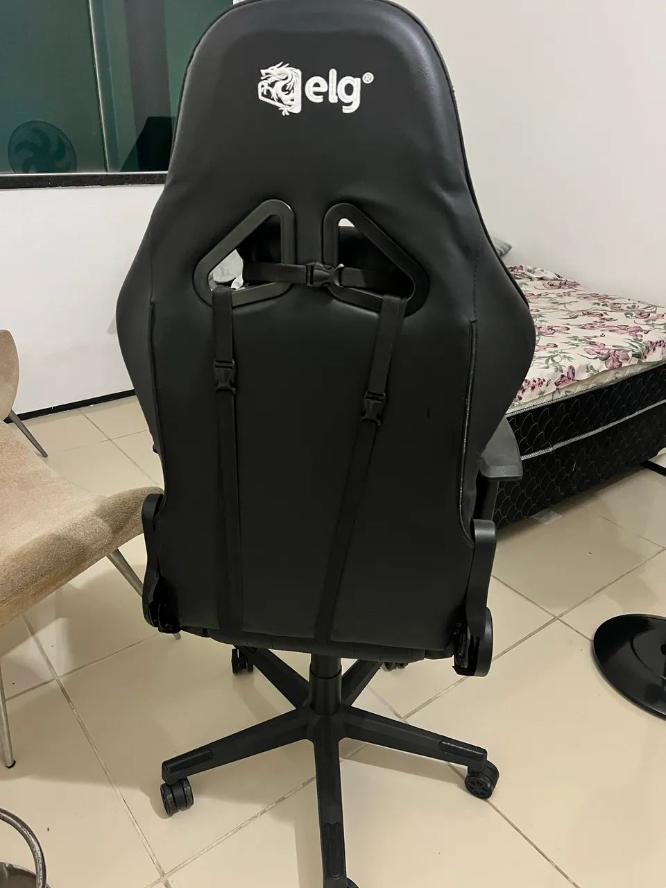 Cadeira gamer black hawk linda nova zerada  - Foto 5