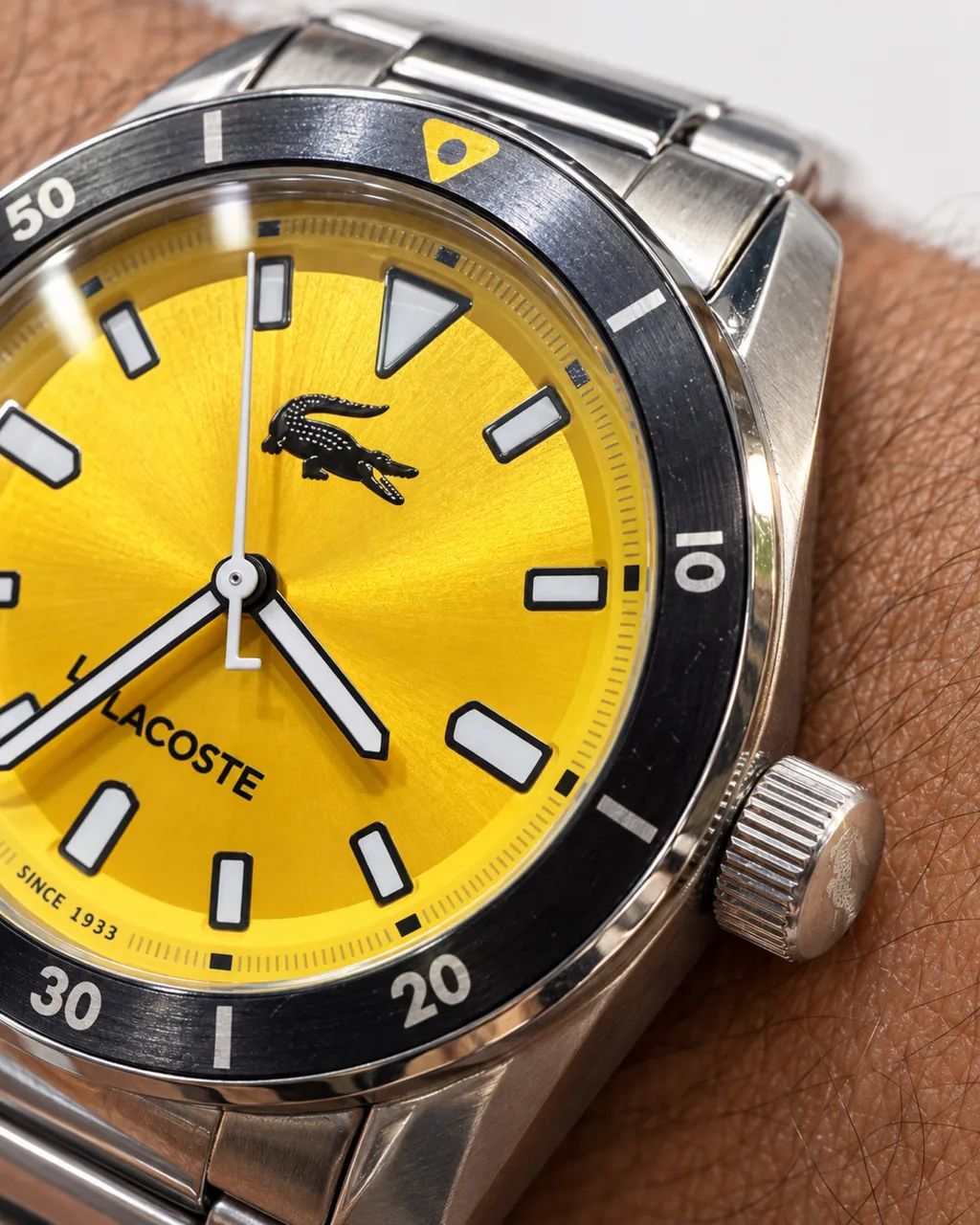 RELÓGIO LACOSTE BOSTON - MOSTRADOR AMARELO