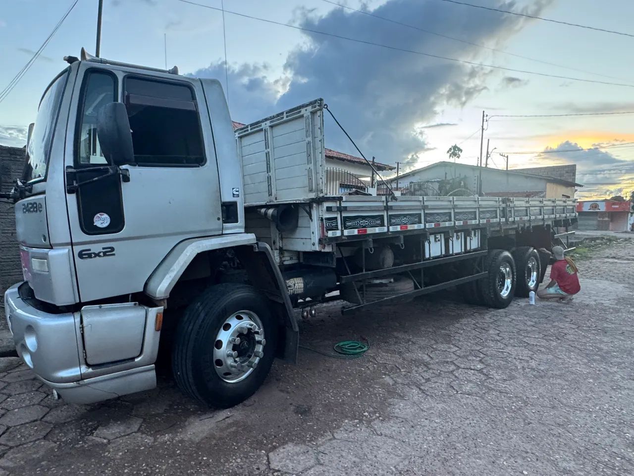 Ford Cargo 2428e ano 2009 - Foto 5