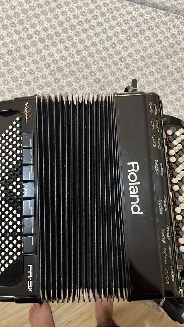 Acordeon Roland digital  - Foto 5