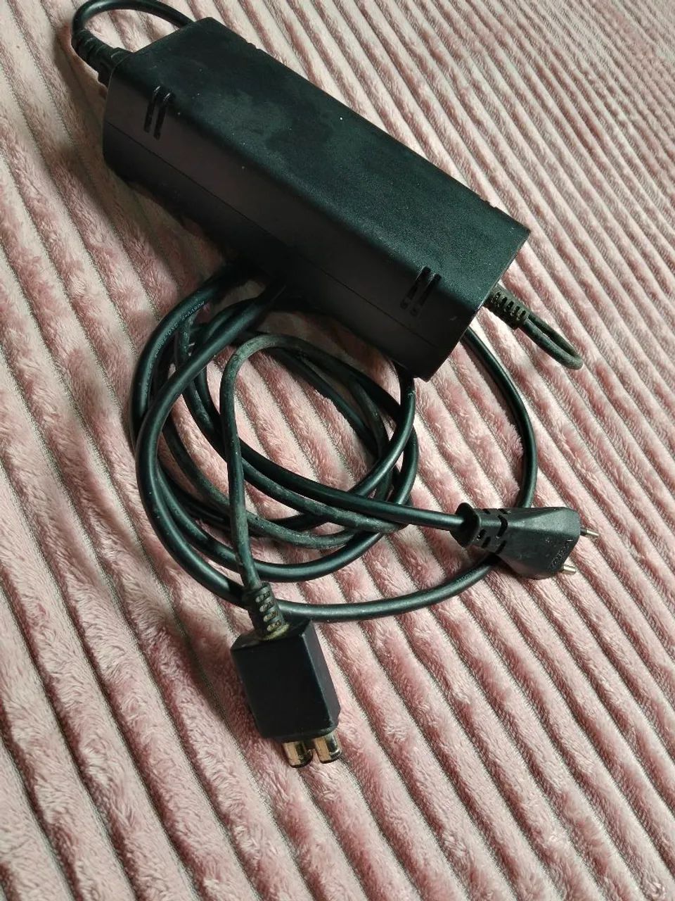 Fonte Xbox 360 slim 02 pinos 