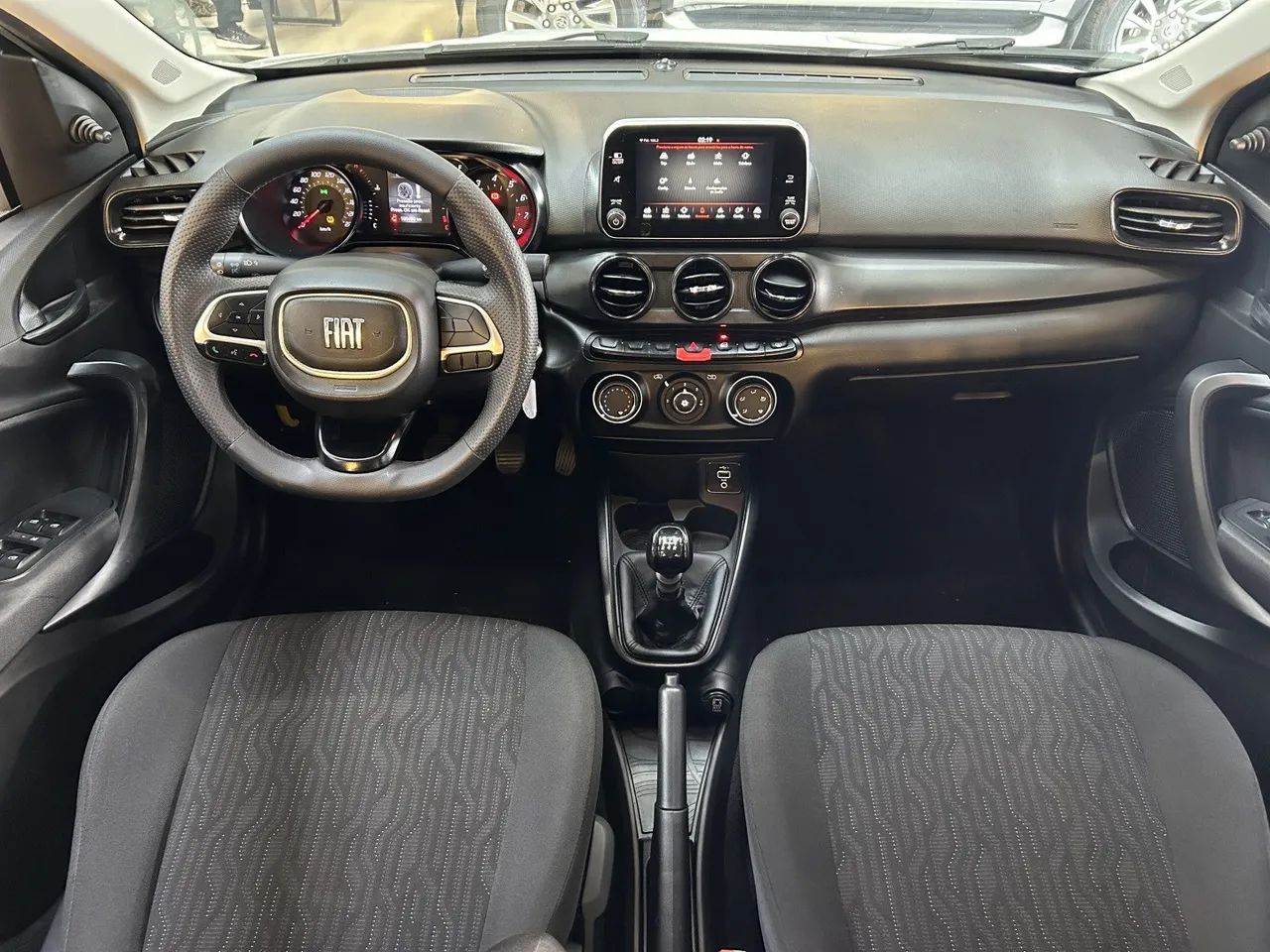 Fiat Cronos Drive 1.3 8V Flex 2023 - Foto 4